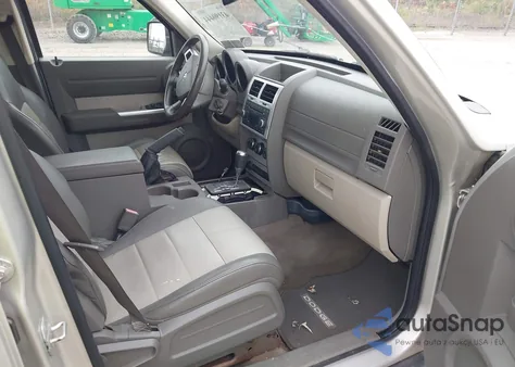 2008 Dodge Nitro Slt/Rt z USA, uszkodzony, nr VIN 1D8GU58K18W217430